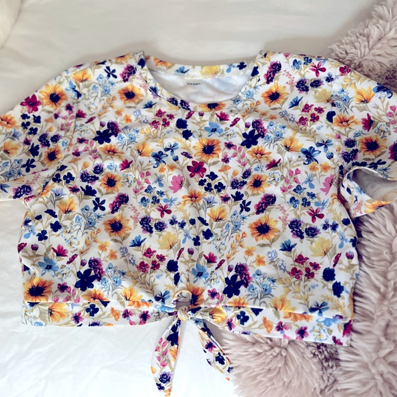 Old Navy Other - Old Navy Wild Flower Tie Front Bikini Swim Top - Size XL